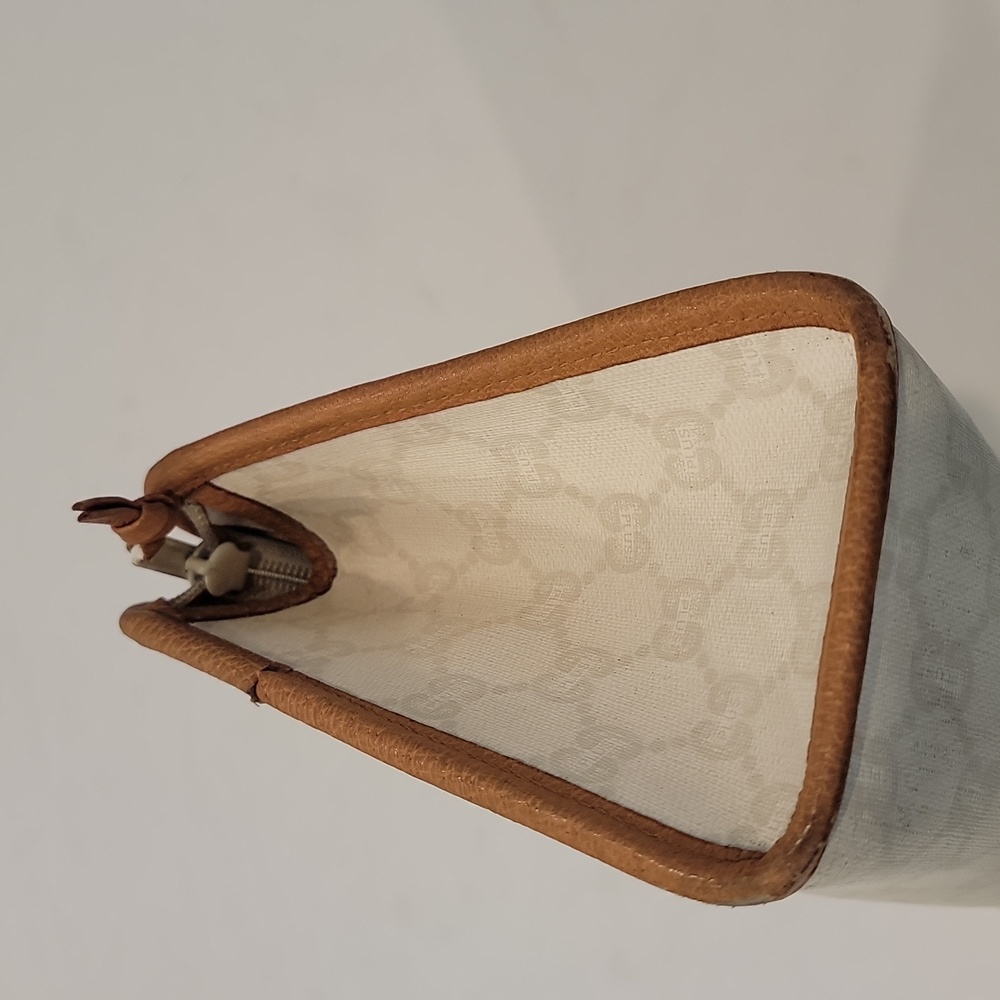 Authentic Gucci Plus Pouch - image 4